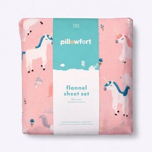 Pillowfort Pink Unicorn Flannel Sheet Set